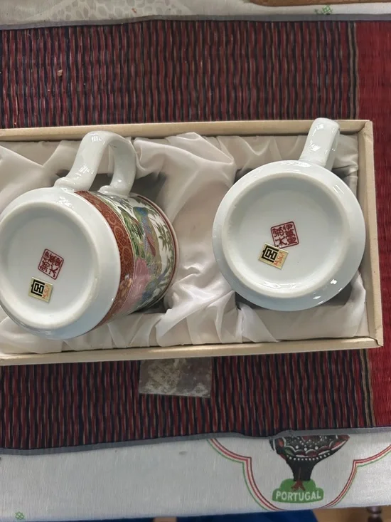 Porcelain Peacock Floral Mug Set - White and Multicolor - Picture 3 of 3